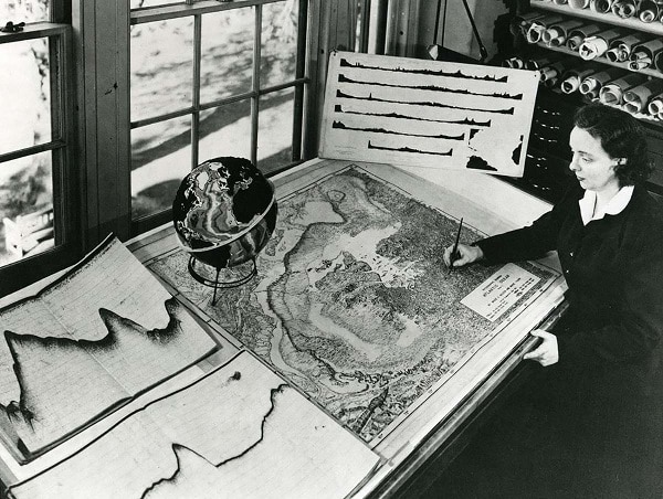 14140G. Erkılıç ‘Kadınların Haritaları’ Başlıklı Yazısında Kartografya Tarihindeki Kadınları Kaleme Alıyor.