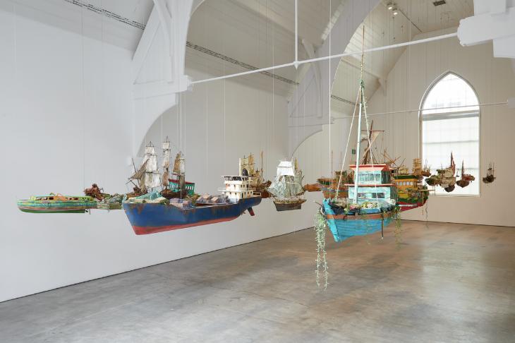 denizcitoplum|Hew Locke’un Kiliselerdeki Adak Gemilerinden Esinlenerek Ürettiği “Armada”(2019) Adlı Yerleştirme, Tate Modern Tarafından Satın Alındı.