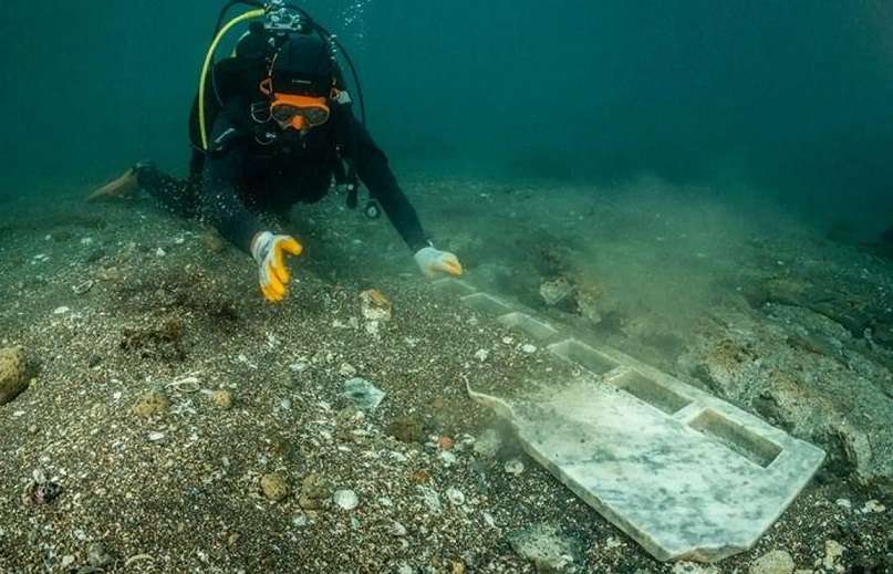 denizcitoplum|Pozzuoli Körfezi’nde Antik Nebati Toplumu’na Ait Tapınak Kalıntıları Bulundu.