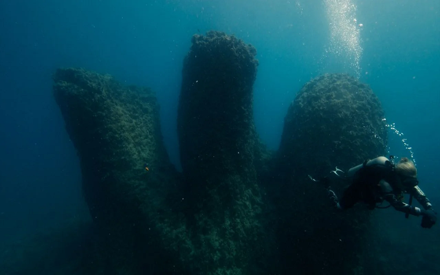 22468Kleopatra’nın Mezarını Arayan Arkeologlar, Çalışmalarını Taposiris Magna’nın Su Altında Kalan Limanında Yoğunlaştırdı.