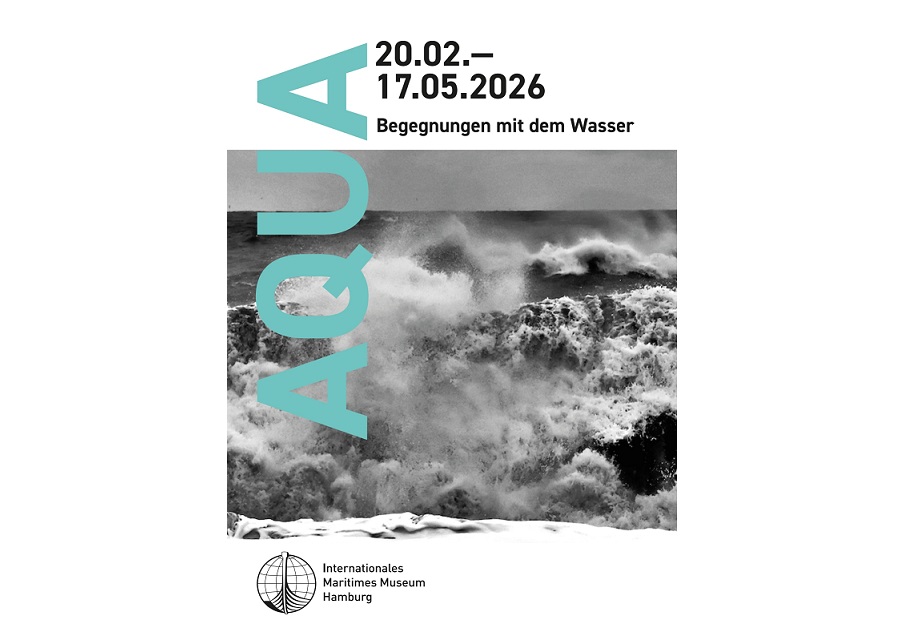 denizcitoplum|T. Krausz’un Hamburg Uluslararası Deniz Müzesi’ndeki “AQUA” Başlıklı Sergisi, Su Kürenin Farklı Görünümlerini Ortaya Koyuyor.